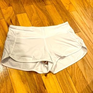 Lululemon running shorts 2.5”
